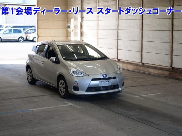 TOYOTA AQUA 2014