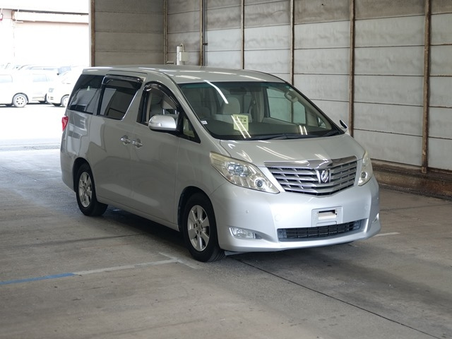 TOYOTA ALPHARD 2009