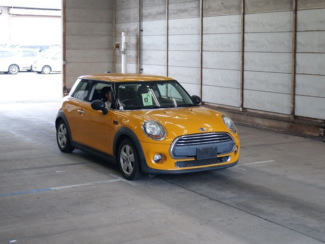 BMW MINI
