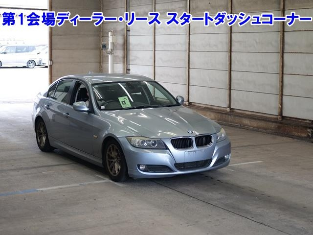 BMW 3 SERIES 2011