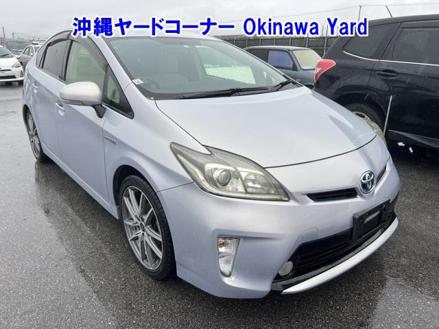 TOYOTA PRIUS 2012