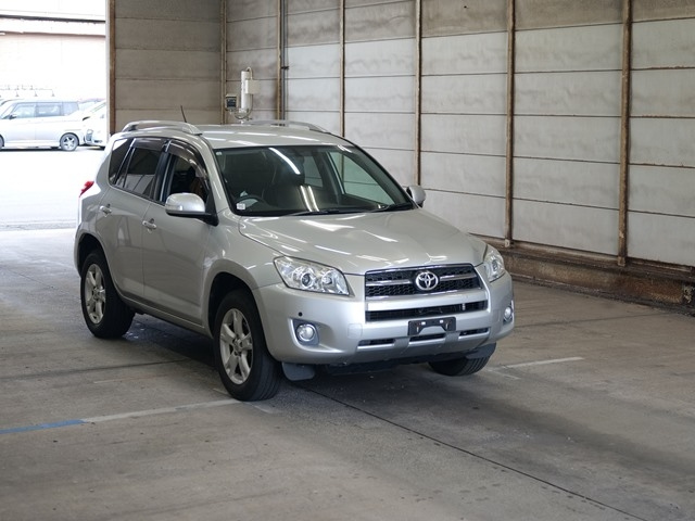 TOYOTA RAV4 2010