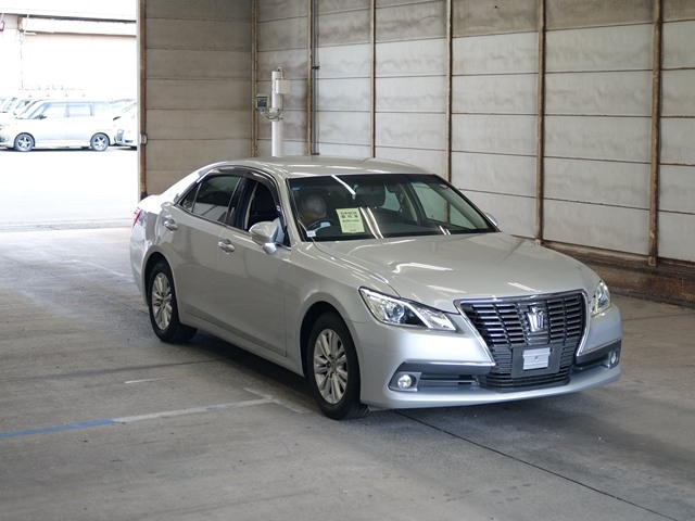 TOYOTA CROWN 2014