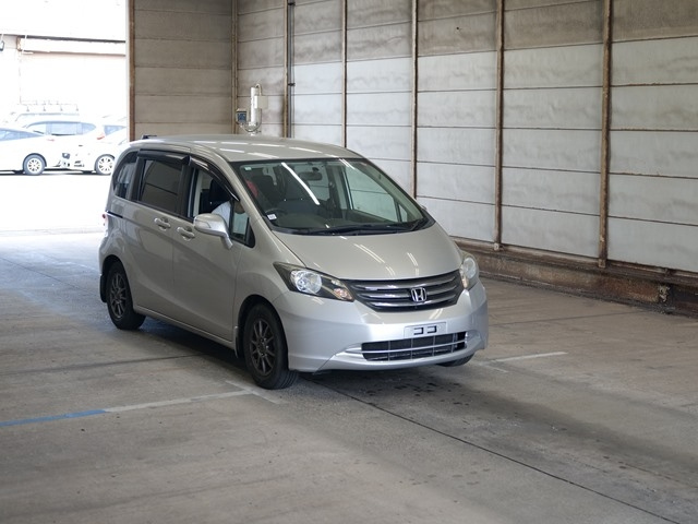 HONDA FREED