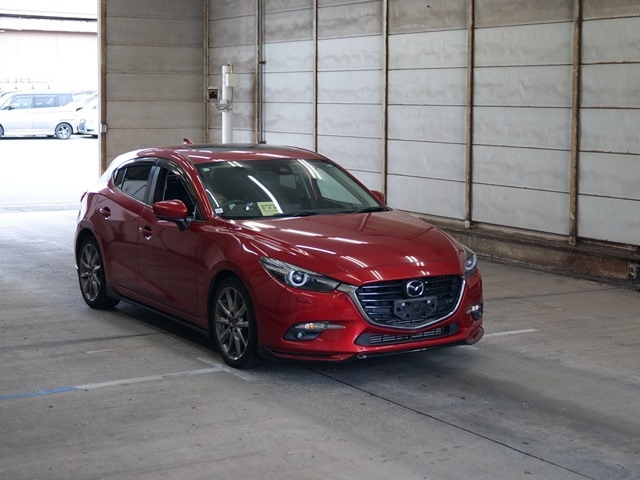 MAZDA AXELA