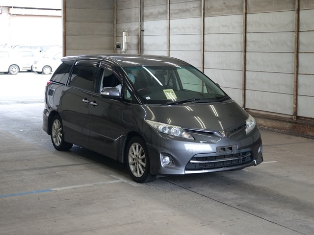 TOYOTA ESTIMA 2012