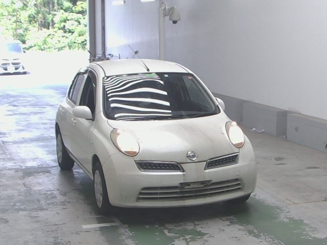 NISSAN MARCH 2010