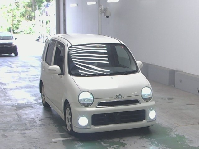 DAIHATSU MOVE LATTE
