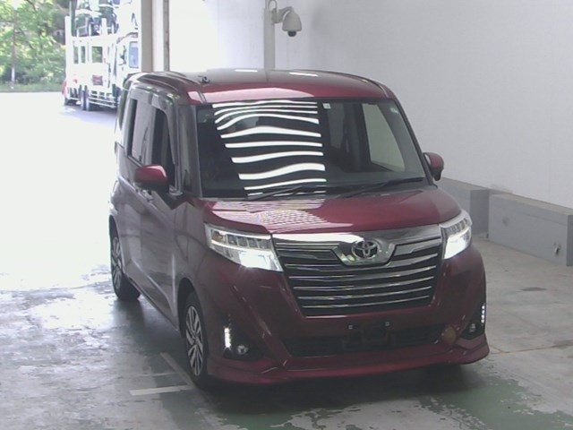 TOYOTA ROOMY 2020