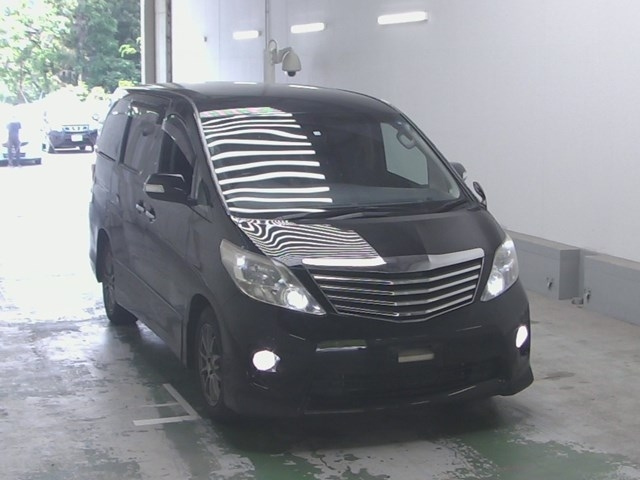 TOYOTA ALPHARD 2011