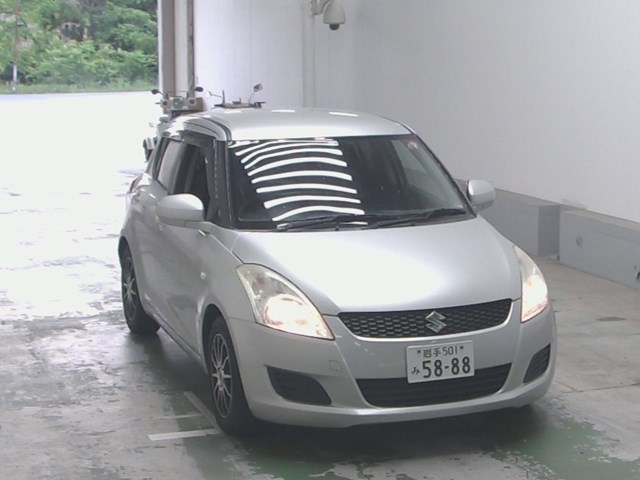 SUZUKI SWIFT 2012