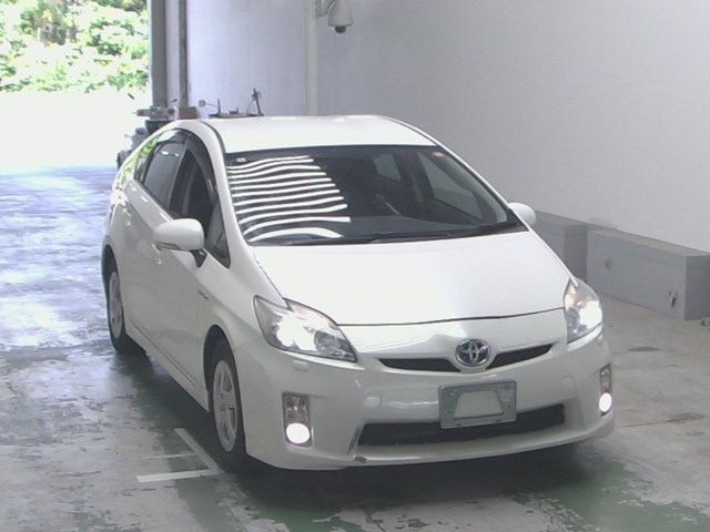 TOYOTA PRIUS 2011