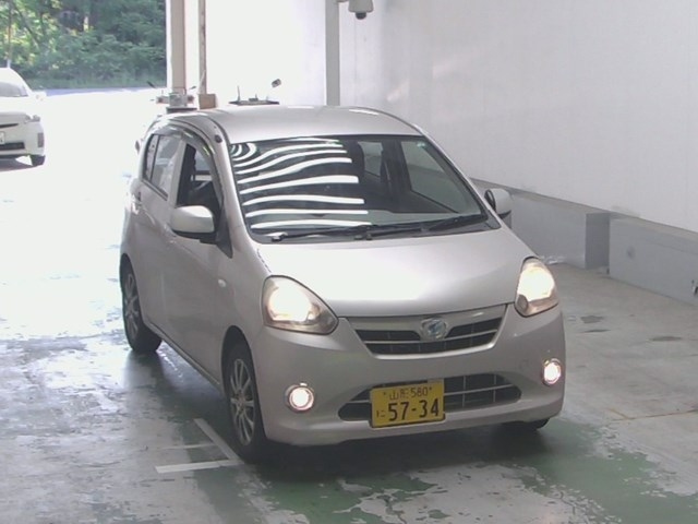 DAIHATSU MIRA E S 2013