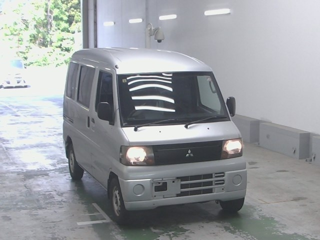 MITSUBISHI MINICAB VAN 2009