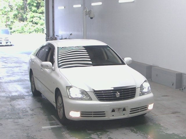 TOYOTA CROWN 2005