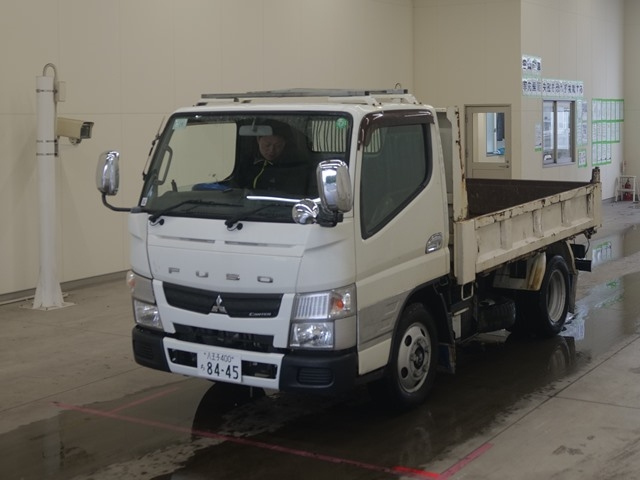 MITSUBISHI CANTER 2015