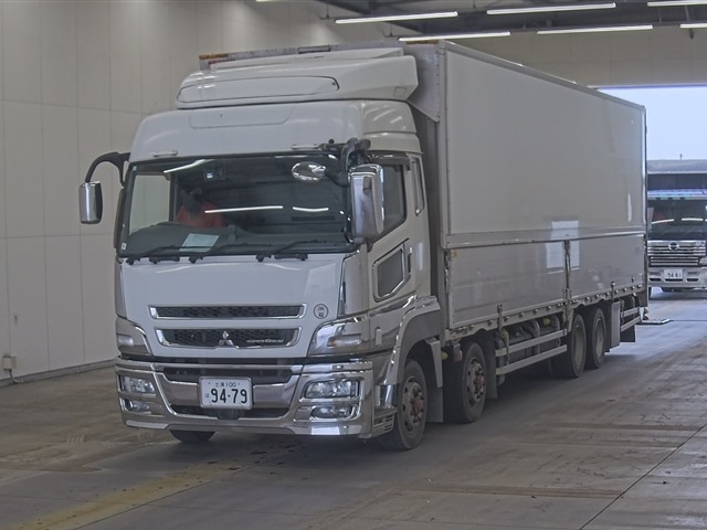 MITSUBISHI SUPER GREAT 2013