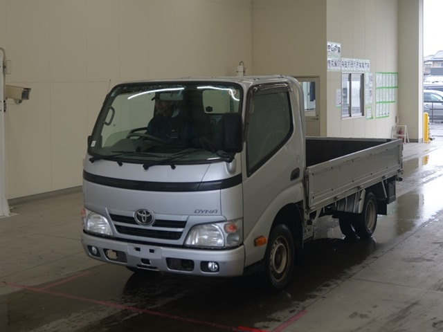 TOYOTA DYNA 2014