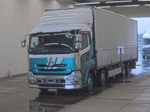 NISSAN QUON 2010