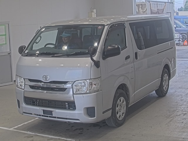 TOYOTA REGIUS ACE VAN 2020