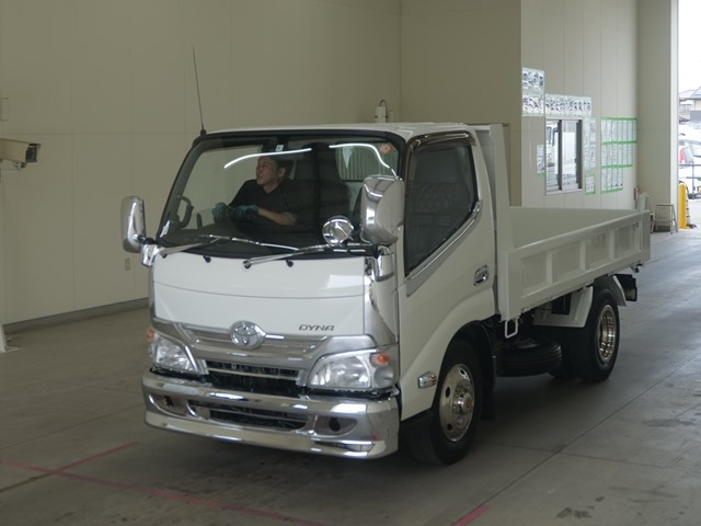 TOYOTA DYNA 2014