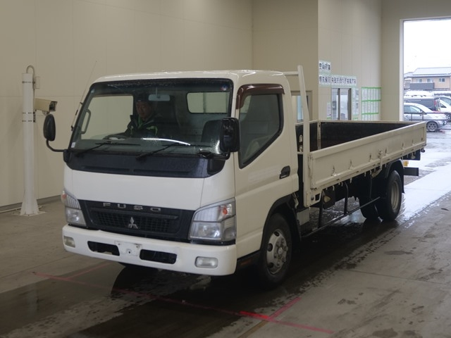 MITSUBISHI CANTER 2010