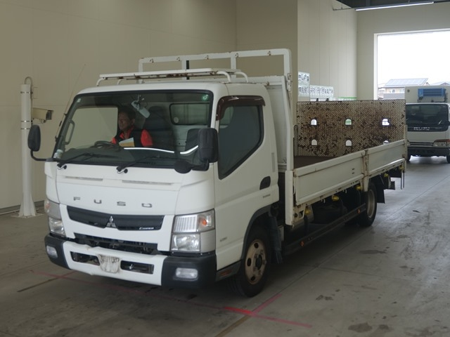 MITSUBISHI CANTER 2014