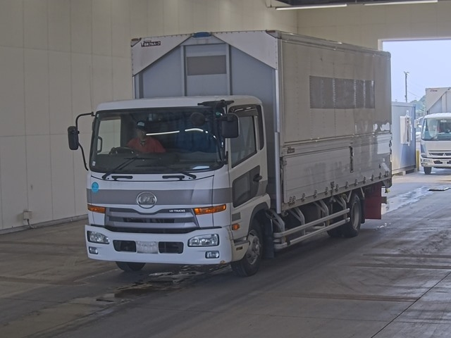 NISSAN CONDOR 2012