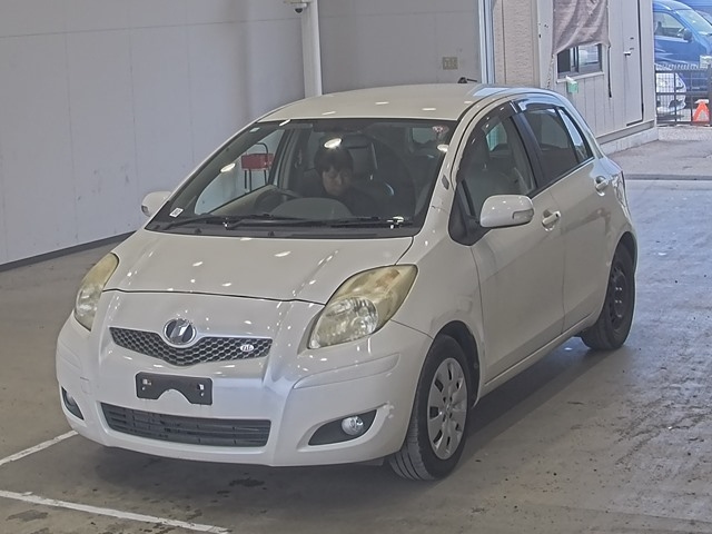 TOYOTA VITZ 2008