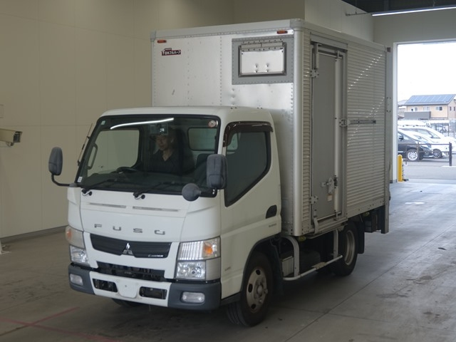 MITSUBISHI CANTER 2015