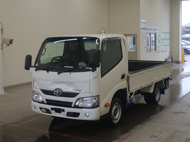 TOYOTA DYNA 2019