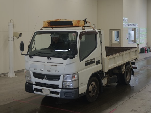 MITSUBISHI CANTER 2013