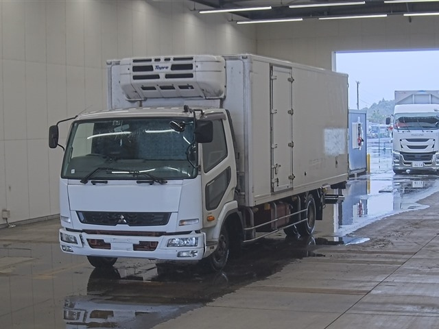 MITSUBISHI FUSO FIGHTER 2011
