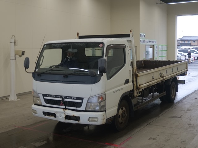 MITSUBISHI CANTER 2006