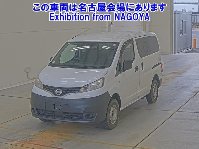 NISSAN NV200