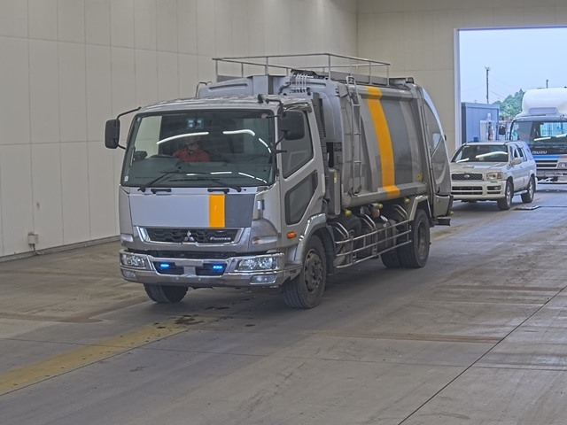MITSUBISHI FUSO FIGHTER 2016