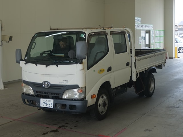 TOYOTA DYNA 2012