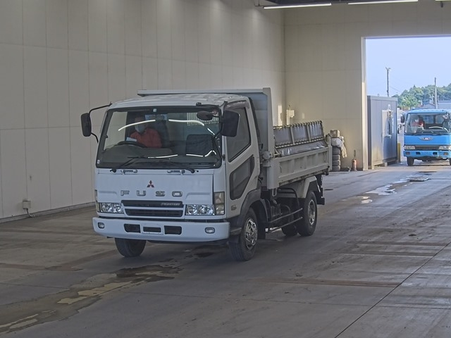 MITSUBISHI FUSO FIGHTER 2005