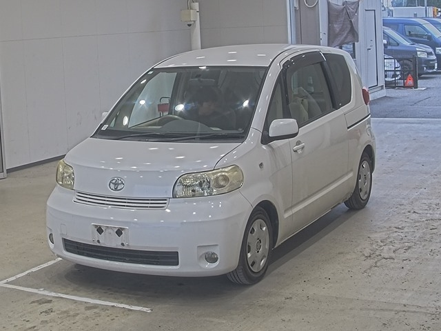 TOYOTA PORTE 2006