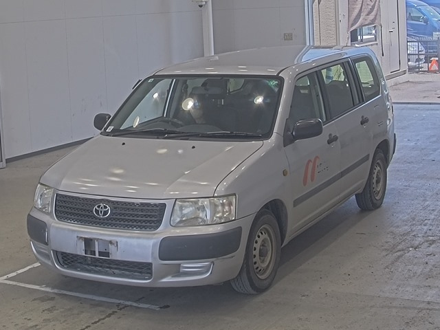 TOYOTA SUCCEED 2013