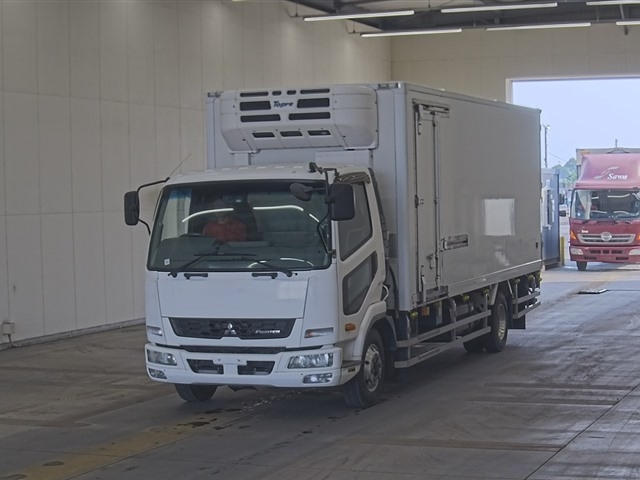 MITSUBISHI FUSO FIGHTER 2013