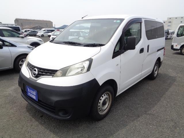 NISSAN NV200