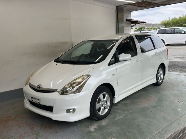 TOYOTA WISH 2008