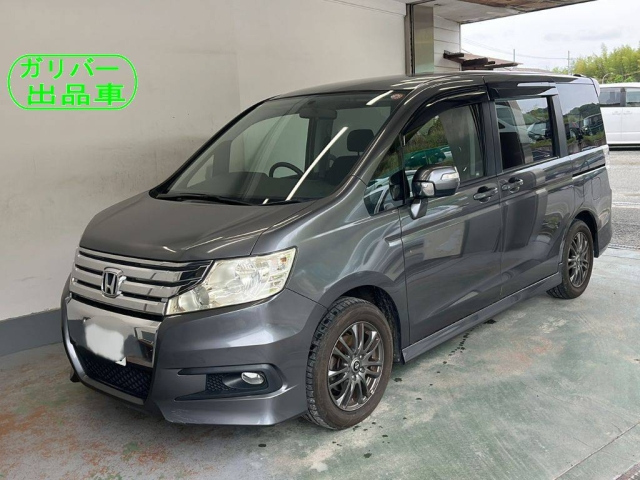 HONDA STEP WAGON 2010