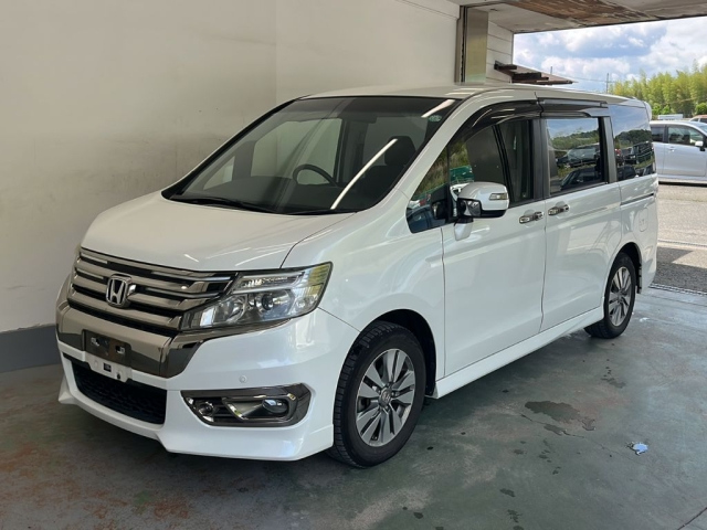 HONDA STEP WAGON 2013