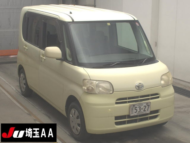 DAIHATSU TANTO 2010