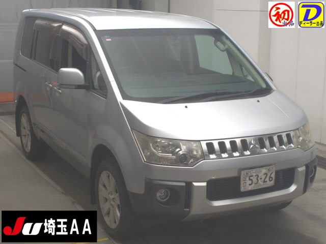 MITSUBISHI DELICA D5 2010