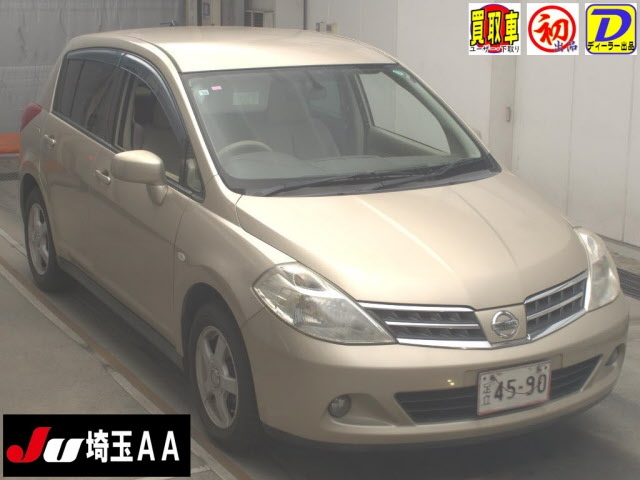 NISSAN TIIDA 2012