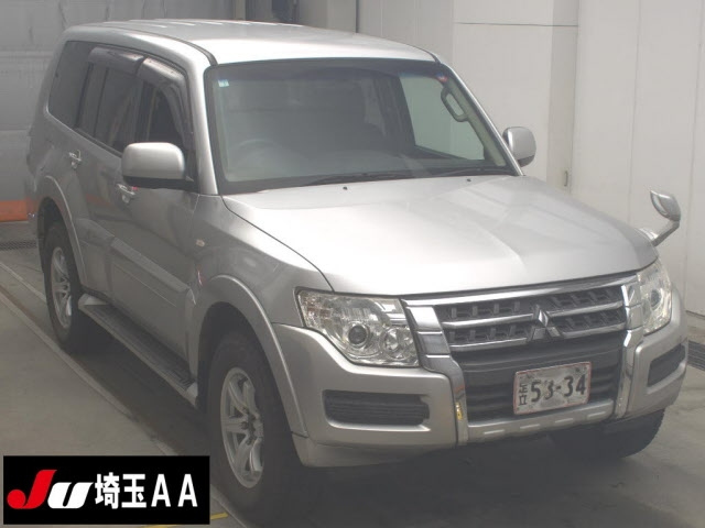MITSUBISHI PAJERO