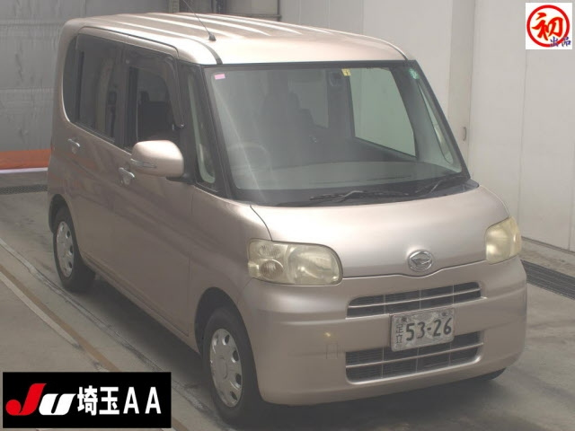 DAIHATSU TANTO 2010